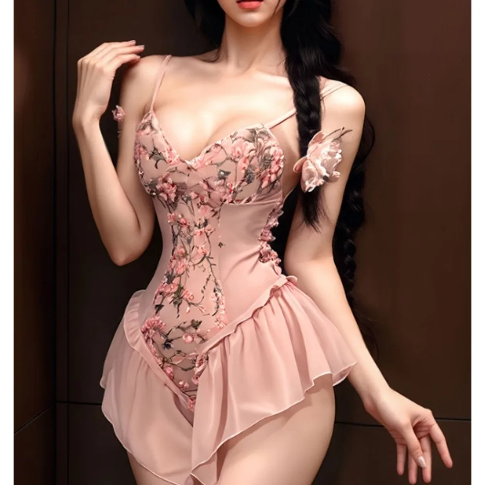 Sexy Slim Spliced Embroidered  - Summer Clothing For 70 Year Old Woman incelemesi ve fiyatı